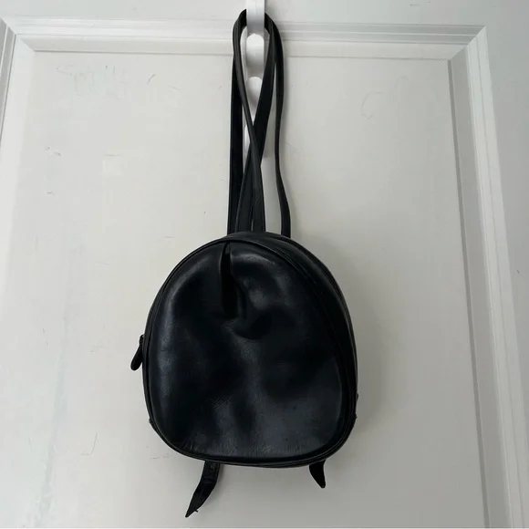 lululemon belt bag with gold Lululemon's Cult-Fave Fleece Belt Bag Is Back In Stock Just in Time for Fall
